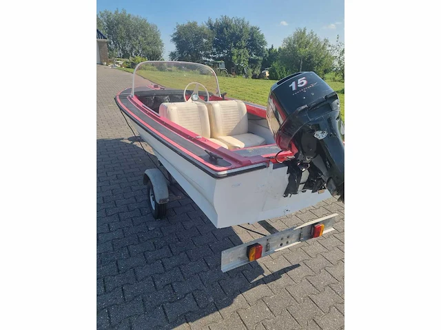 Speedboot + 15 pk mercuri buitenboordmotor - met trailer - speedboot - afbeelding 7 van  25