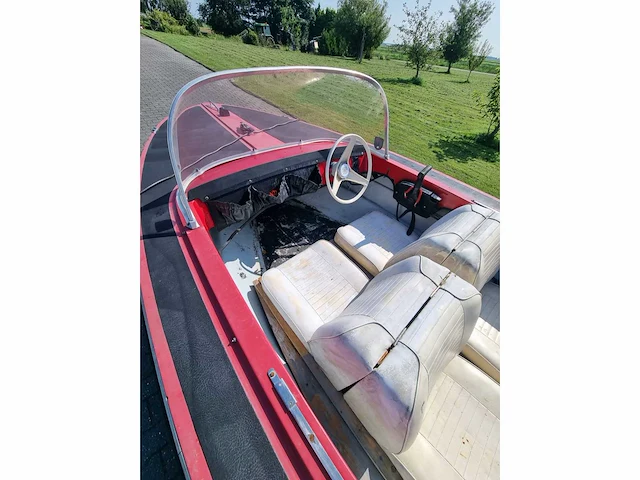 Speedboot + 15 pk mercuri buitenboordmotor - met trailer - speedboot - afbeelding 11 van  25