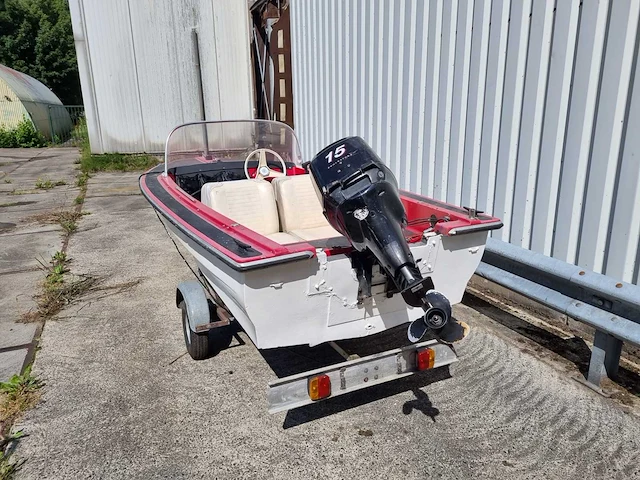 Speedboot + 15 pk mercuri buitenboordmotor - met trailer - speedboot - afbeelding 20 van  25
