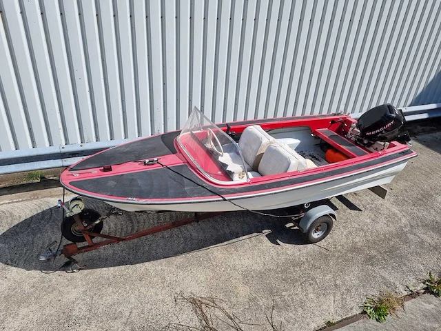 Speedboot + 15 pk mercuri buitenboordmotor - met trailer - speedboot - afbeelding 23 van  25