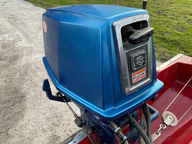 Speedboot met boottrailer - afbeelding 10 van  22