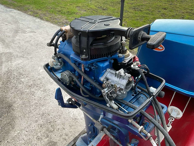 Speedboot met boottrailer - afbeelding 11 van  22