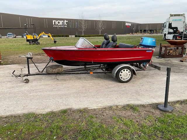Speedboot met boottrailer - afbeelding 16 van  22
