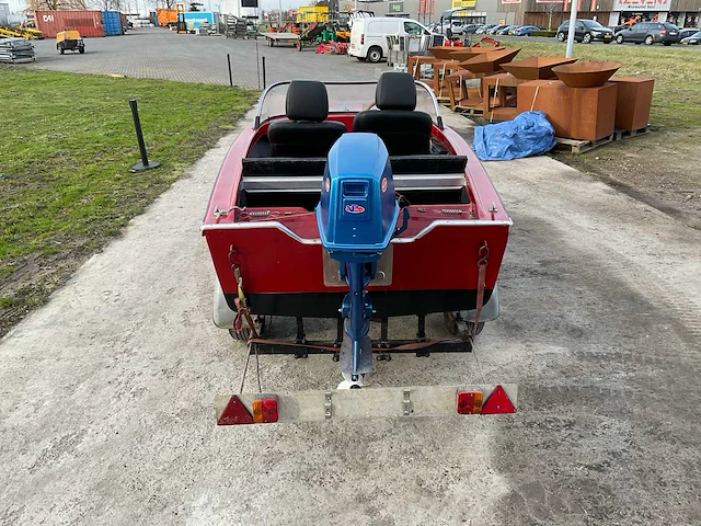 Speedboot met boottrailer - afbeelding 19 van  22