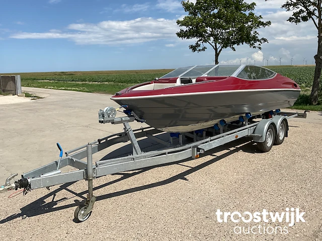 Speedboot met boottrailer - afbeelding 1 van  34