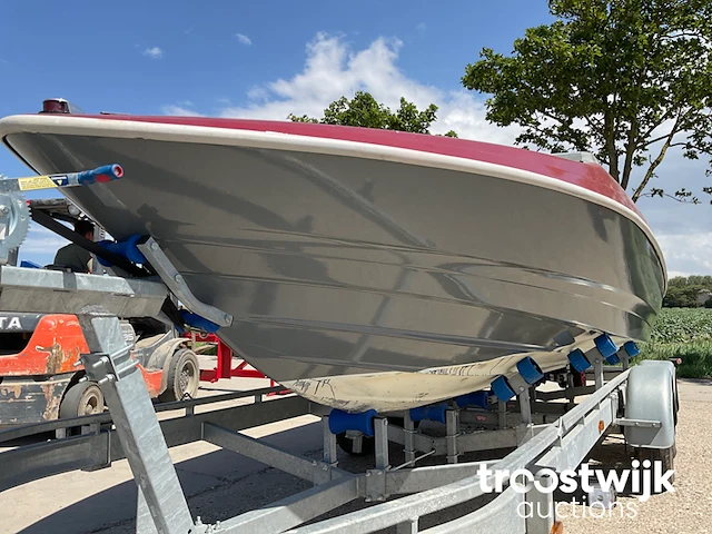 Speedboot met boottrailer - afbeelding 13 van  34