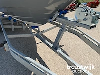 Speedboot met boottrailer - afbeelding 16 van  34