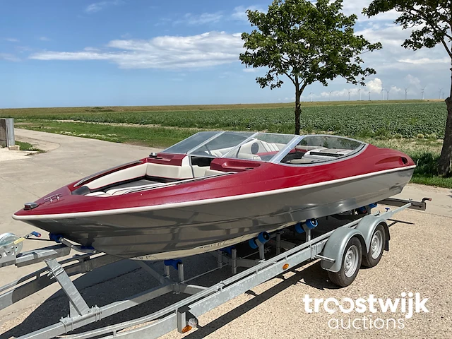Speedboot met boottrailer - afbeelding 11 van  34