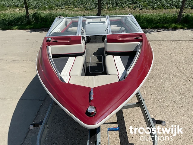 Speedboot met boottrailer - afbeelding 22 van  34