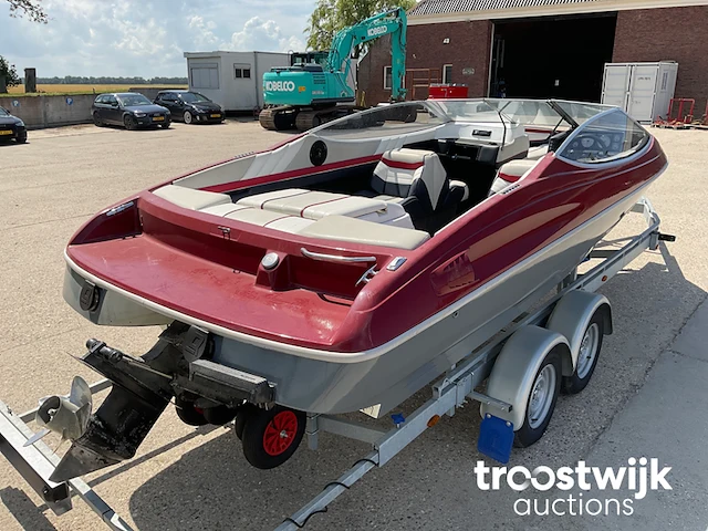 Speedboot met boottrailer - afbeelding 30 van  34