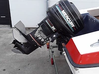 Speedboot met buitenboordmotor 20pk mercury en toebehoren - afbeelding 13 van  17