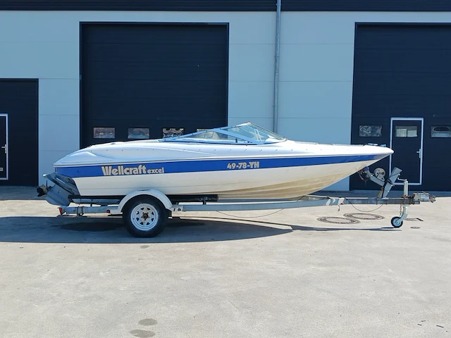 Speedboot met stallingstrailer, wellcraft, excel, wit/blauw - afbeelding 23 van  66