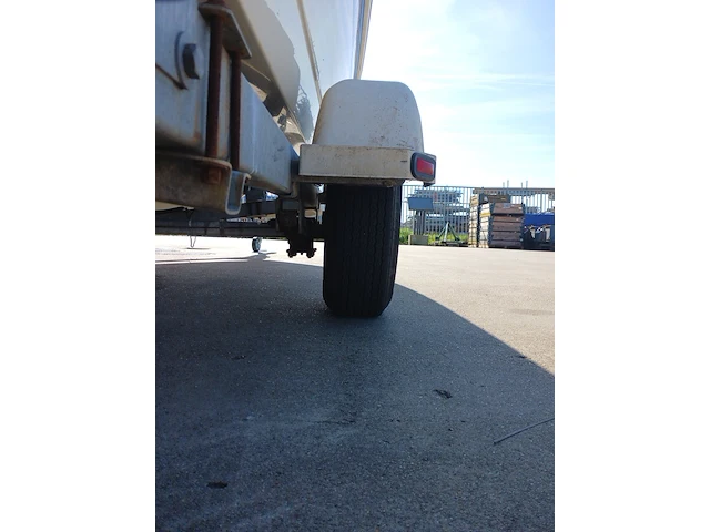 Speedboot met stallingstrailer, wellcraft, excel, wit/blauw - afbeelding 61 van  66
