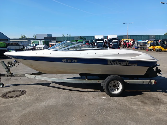 Speedboot met stallingstrailer, wellcraft, excel, wit/blauw - afbeelding 64 van  66