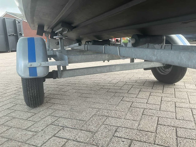 Speedboot met trailer 40 pk yamaha - afbeelding 11 van  22