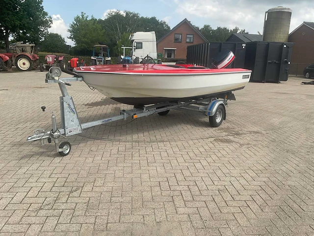Speedboot met trailer 40 pk yamaha - afbeelding 1 van  22