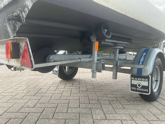 Speedboot met trailer 40 pk yamaha - afbeelding 13 van  22
