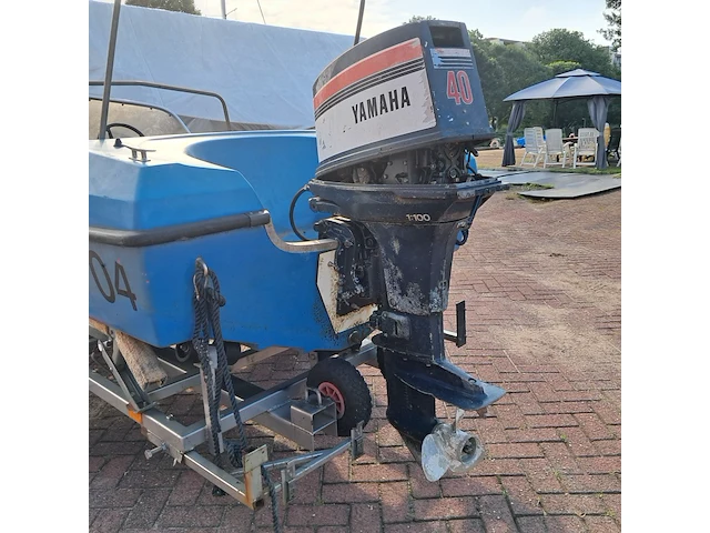 Speedboot met trailer en buitenboordmotor, vega, 405, blauw - afbeelding 2 van  28
