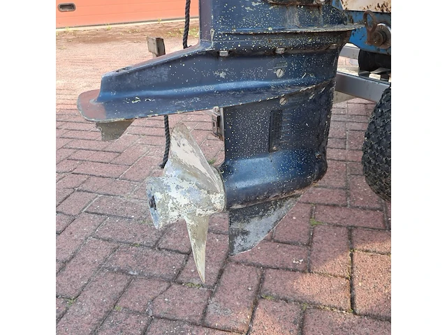 Speedboot met trailer en buitenboordmotor, vega, 405, blauw - afbeelding 6 van  28
