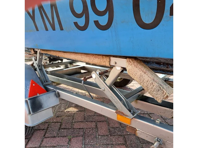 Speedboot met trailer en buitenboordmotor, vega, 405, blauw - afbeelding 15 van  28