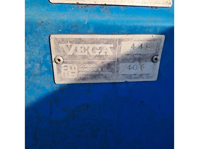 Speedboot met trailer en buitenboordmotor, vega, 405, blauw - afbeelding 19 van  28