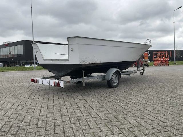 Speedboot met trailer - afbeelding 5 van  10