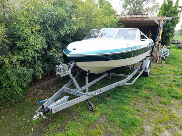 Speedboot met trailer - afbeelding 2 van  8