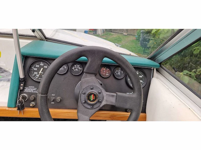 Speedboot met trailer - afbeelding 8 van  8