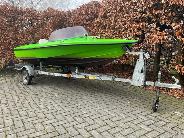 Speedboot + trailer - afbeelding 3 van  28