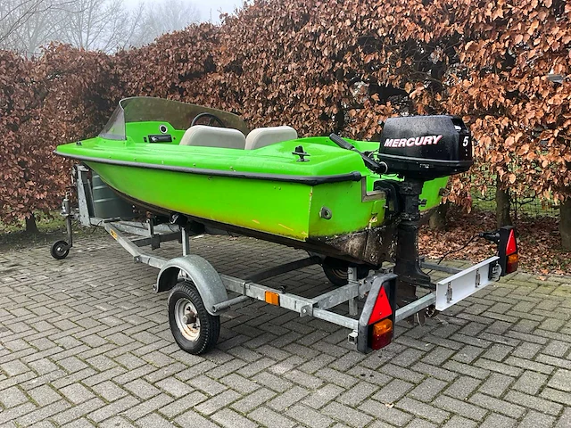 Speedboot + trailer - afbeelding 6 van  28