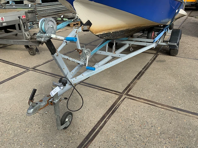 Speedboot - afbeelding 11 van  28