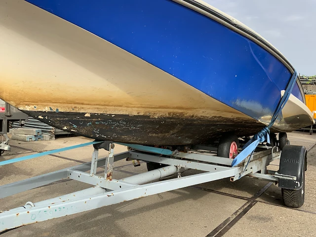 Speedboot - afbeelding 27 van  28