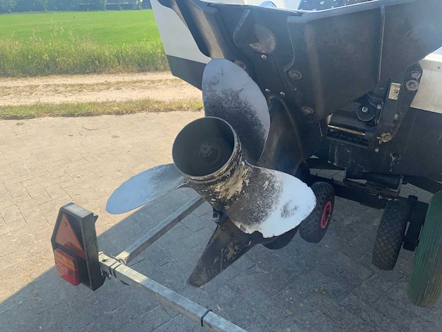 Speedboot - afbeelding 13 van  15