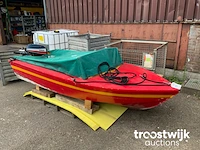Speedboot - afbeelding 1 van  11