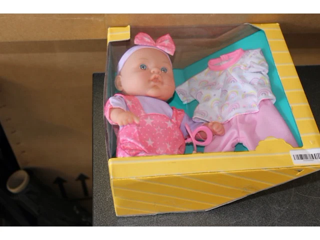 Speel pop rose met kleding 1x - afbeelding 2 van  3