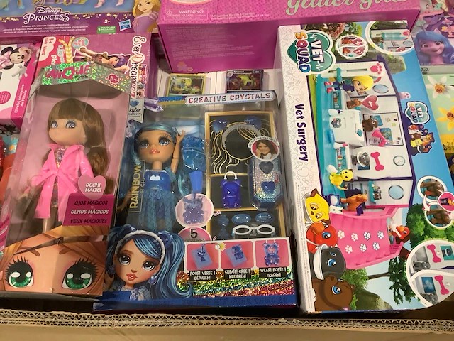 Speelgoed - o.a lego, dysney junior en marvel - afbeelding 5 van  8