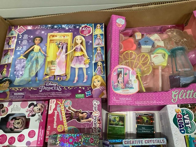 Speelgoed - o.a lego, dysney junior en marvel - afbeelding 6 van  8