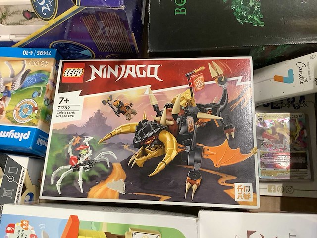 Speelgoed - o.a lego, playmobil en pokemon - afbeelding 3 van  10