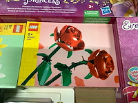 Speelgoed - o.a lego, star wars en lol - afbeelding 2 van  8