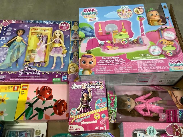 Speelgoed - o.a lego, star wars en lol - afbeelding 5 van  8