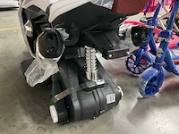 Speelgoed loopwagens en stepjes (6x) - afbeelding 11 van  11