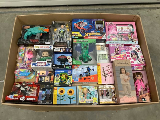 Speelgoed met o.a lego, playmobiel en vtech - 143 stuks - afbeelding 1 van  10