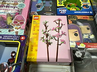 Speelgoed met o.a lego, playmobiel en vtech - 157 stuks - afbeelding 3 van  10