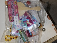 Speelgoed mix nummer 13 - afbeelding 2 van  5