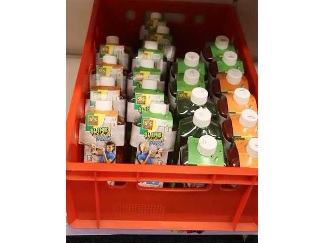 Speelgoed o.a. dino gliders - afbeelding 6 van  6