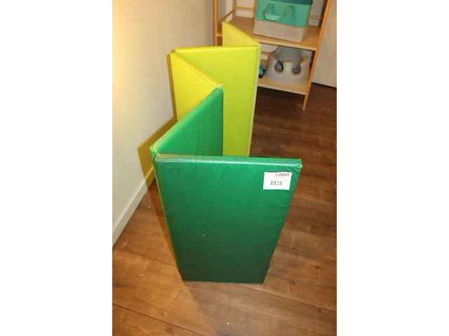 Speelmat. afmeting 185 x 77 cm. - afbeelding 2 van  3