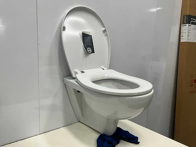 Sphinx - toilet - afbeelding 2 van  4