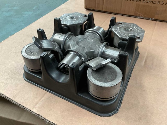 Spicer spm7lx-12-d-9006-0522 universal joint (4x) - afbeelding 3 van  5