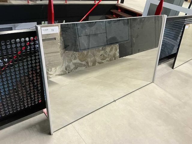 Spiegel 140cm - afbeelding 1 van  5