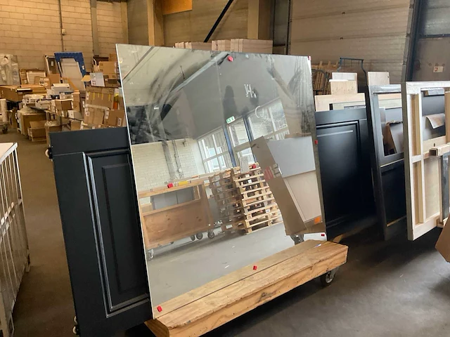 Spiegel 1500x1398 mm - afbeelding 1 van  2